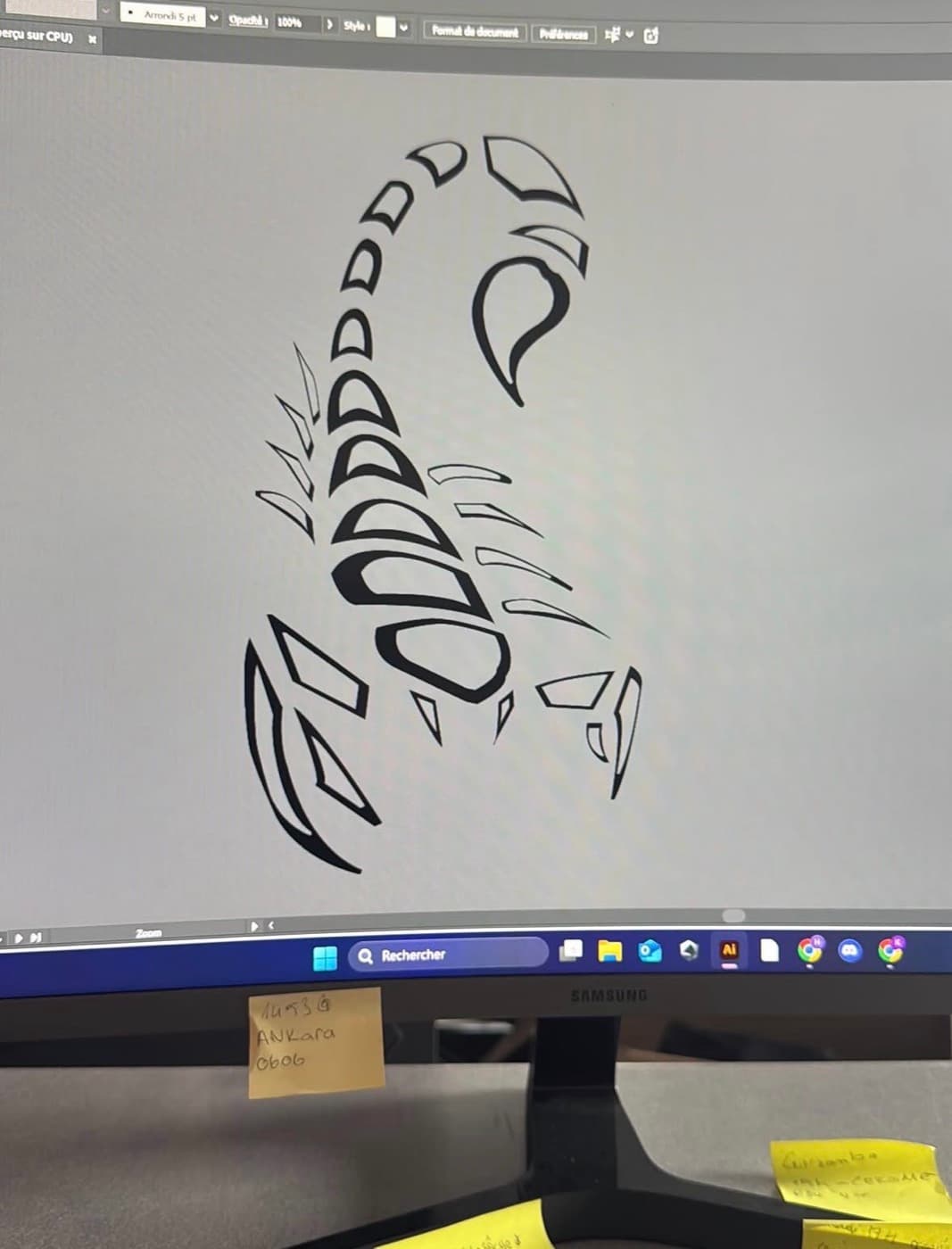 Création graphique d'un scorpion avant découpe vinyle